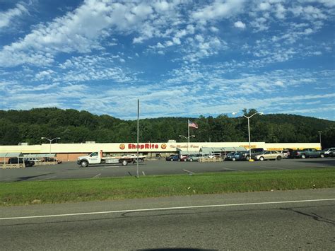 Shoprite franklin township nj - Saker ShopRites acquired seven ShopRite stores, located in Toms River, Lacey, Berkeley, Manchester, Jackson, Waretown and Stafford, according to the Asbury Park Press. The stores, which were ...